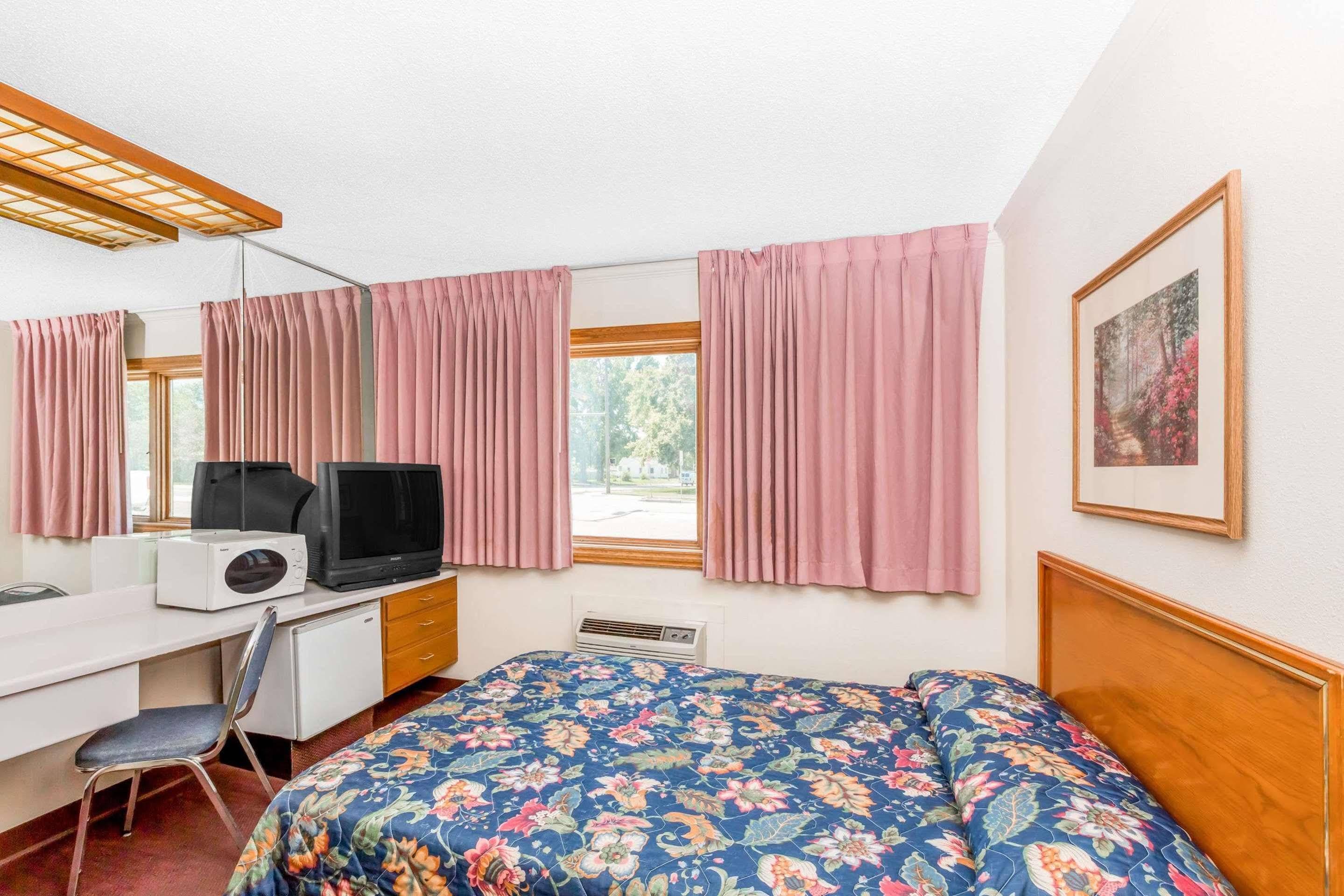 Knights Inn & Suites South Sioux City Bagian luar foto