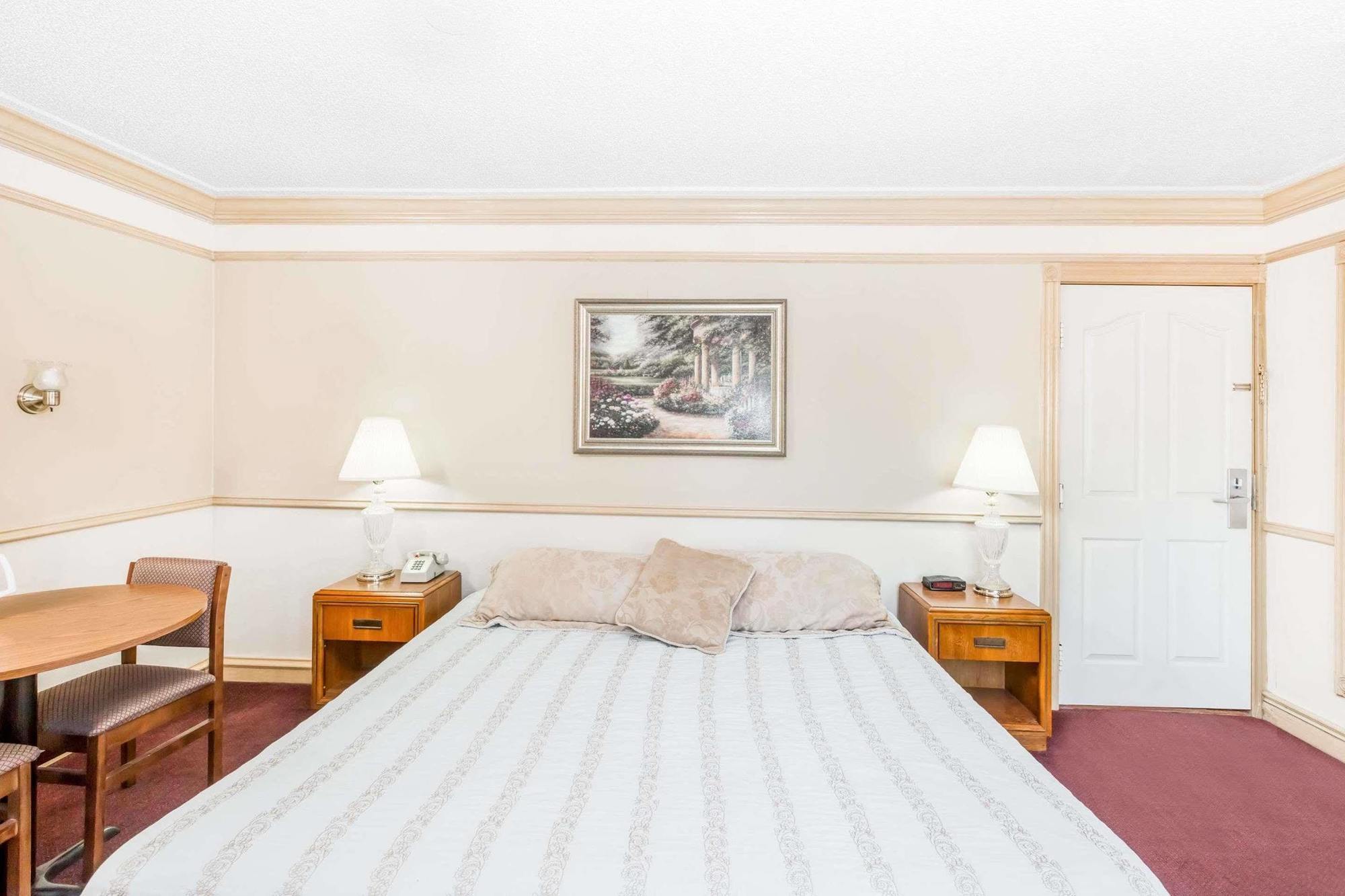 Knights Inn & Suites South Sioux City Bagian luar foto
